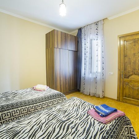 Anastasia Guesthouse Bordzjomi Buitenkant foto