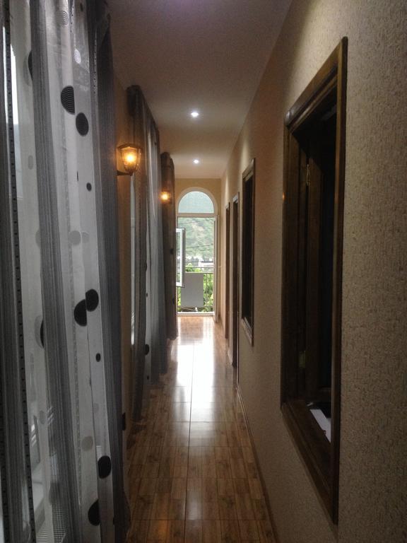 Anastasia Guesthouse Bordzjomi Buitenkant foto